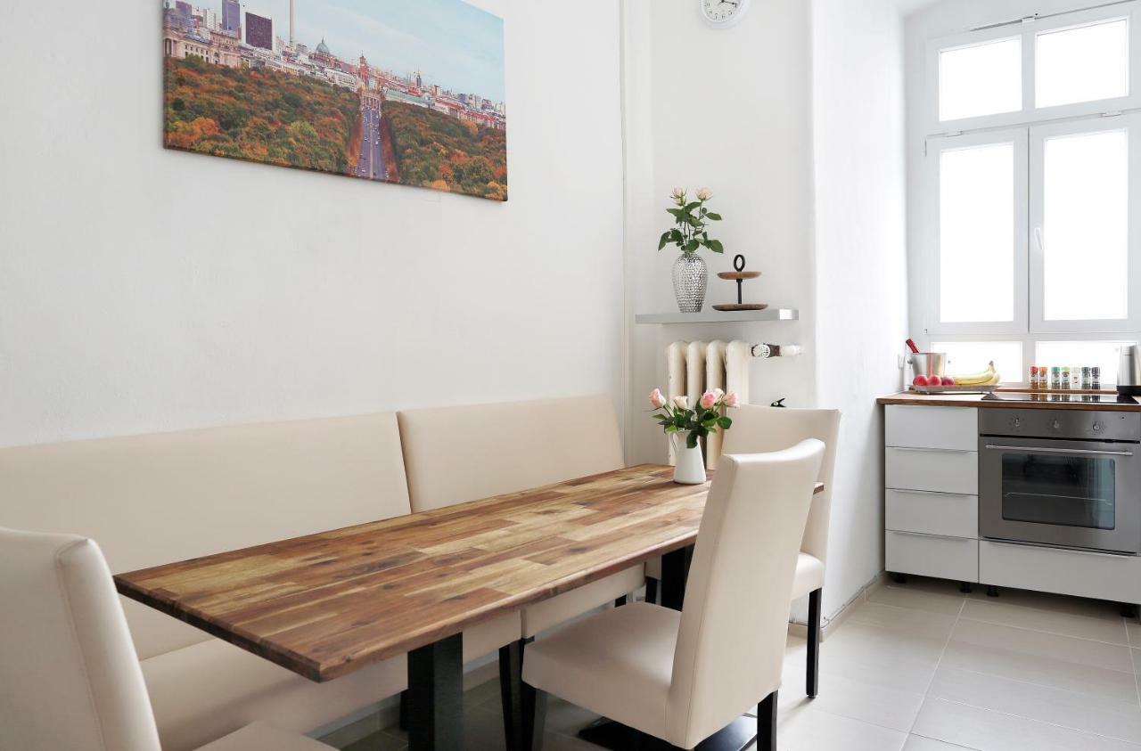 Droy By Rockchair Apartments L Superhost Status L 2 Bedroom Boxspringbeds Next To Center "Kurfuerstendamm" - Cozy Family & Business Flair Welcomes You! Berlin Exteriör bild